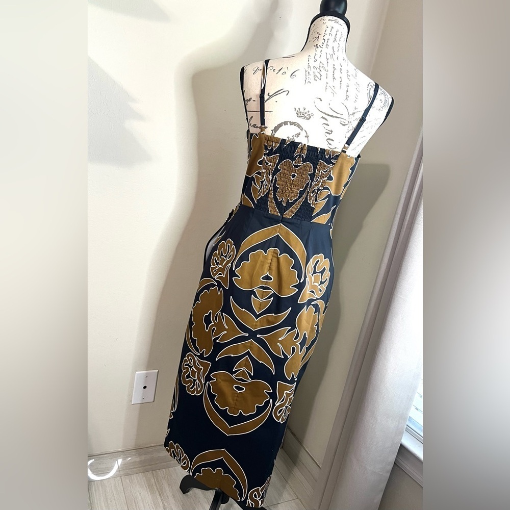 🍁White House🍁Black Market Black and Gold Midi Dress - Picture 7 of 10